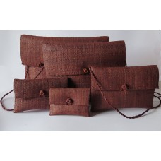 233 Kuvertväska Vävd raffia Set à 5 väskor